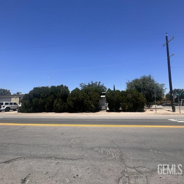 main property photo 11