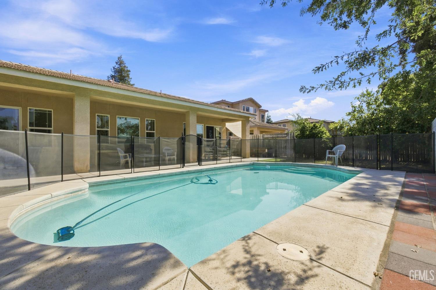main property photo 58
