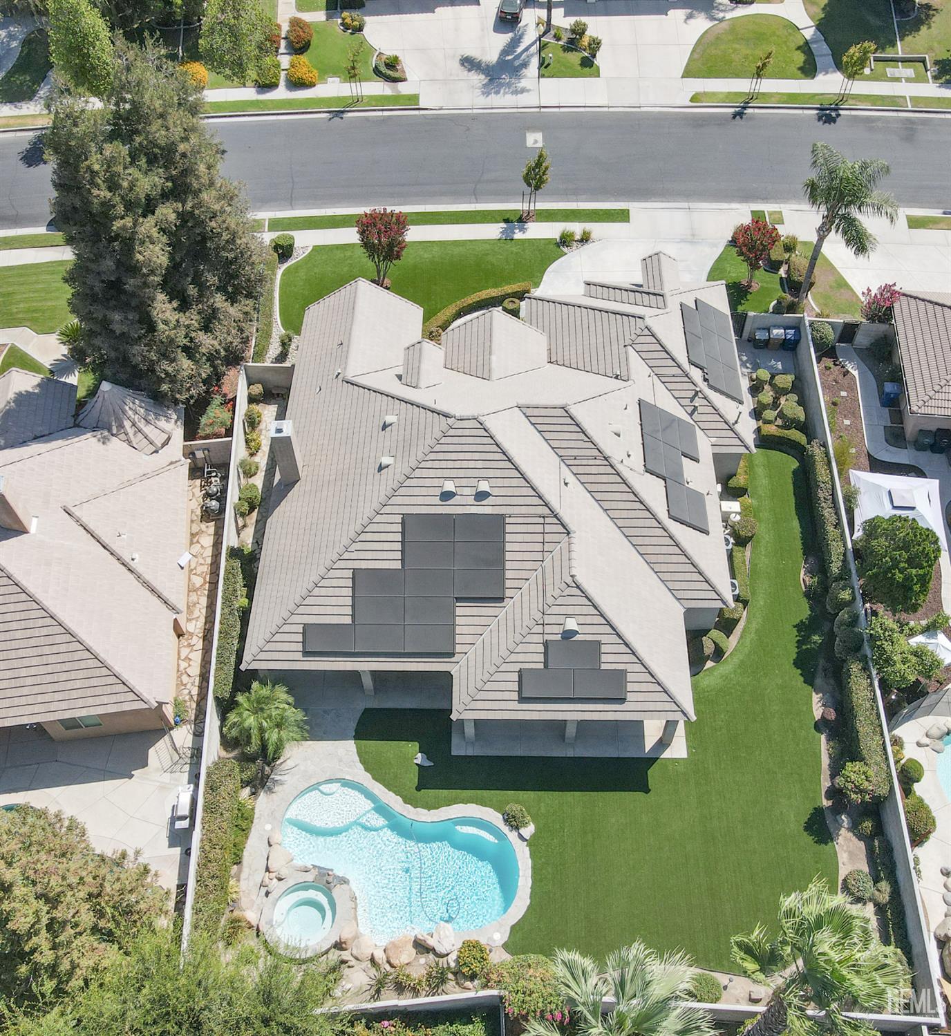 main property photo 51