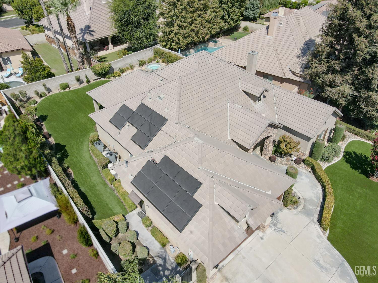main property photo 54