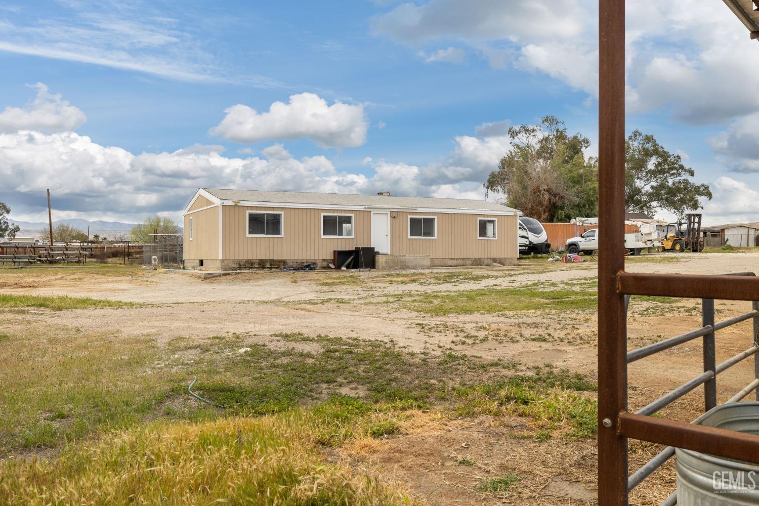 main property photo 45