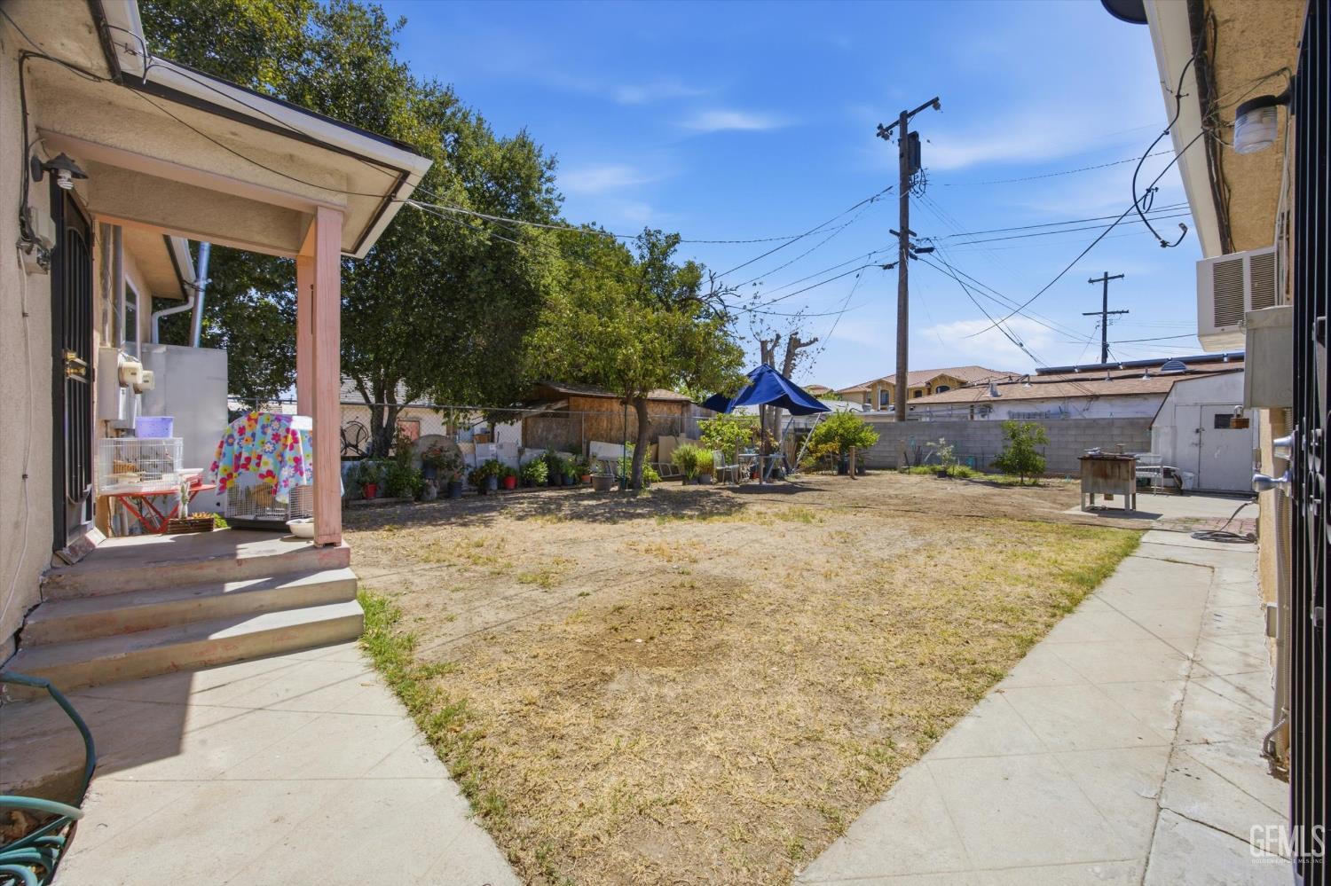 main property photo 31
