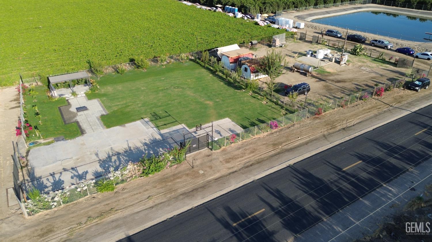 main property photo 19