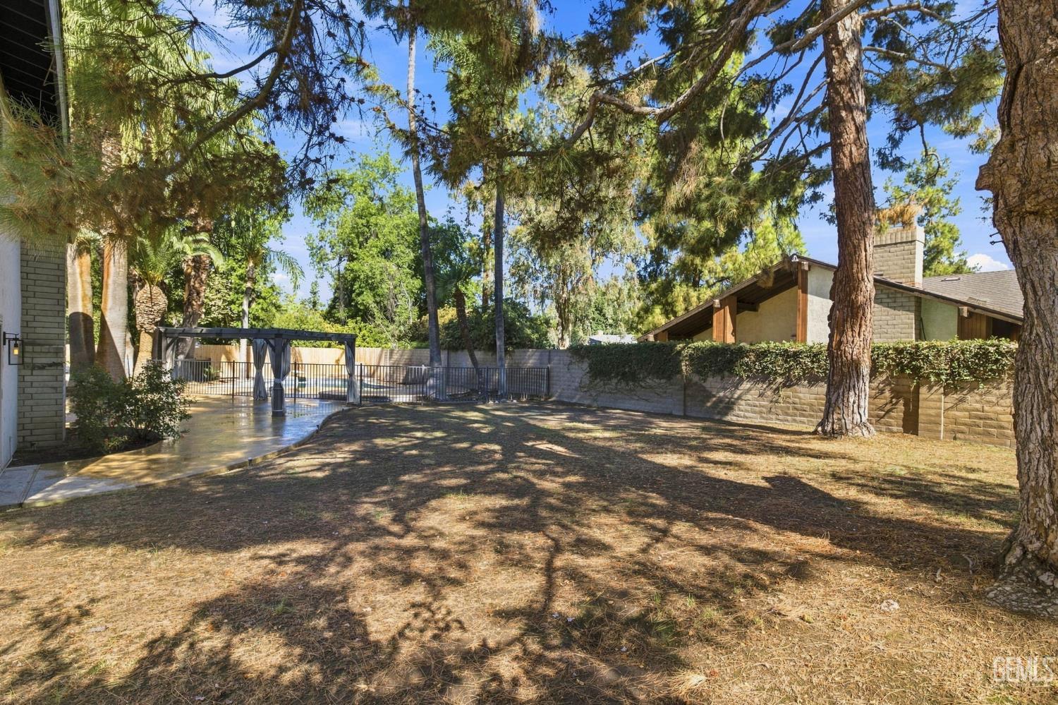 main property photo 56