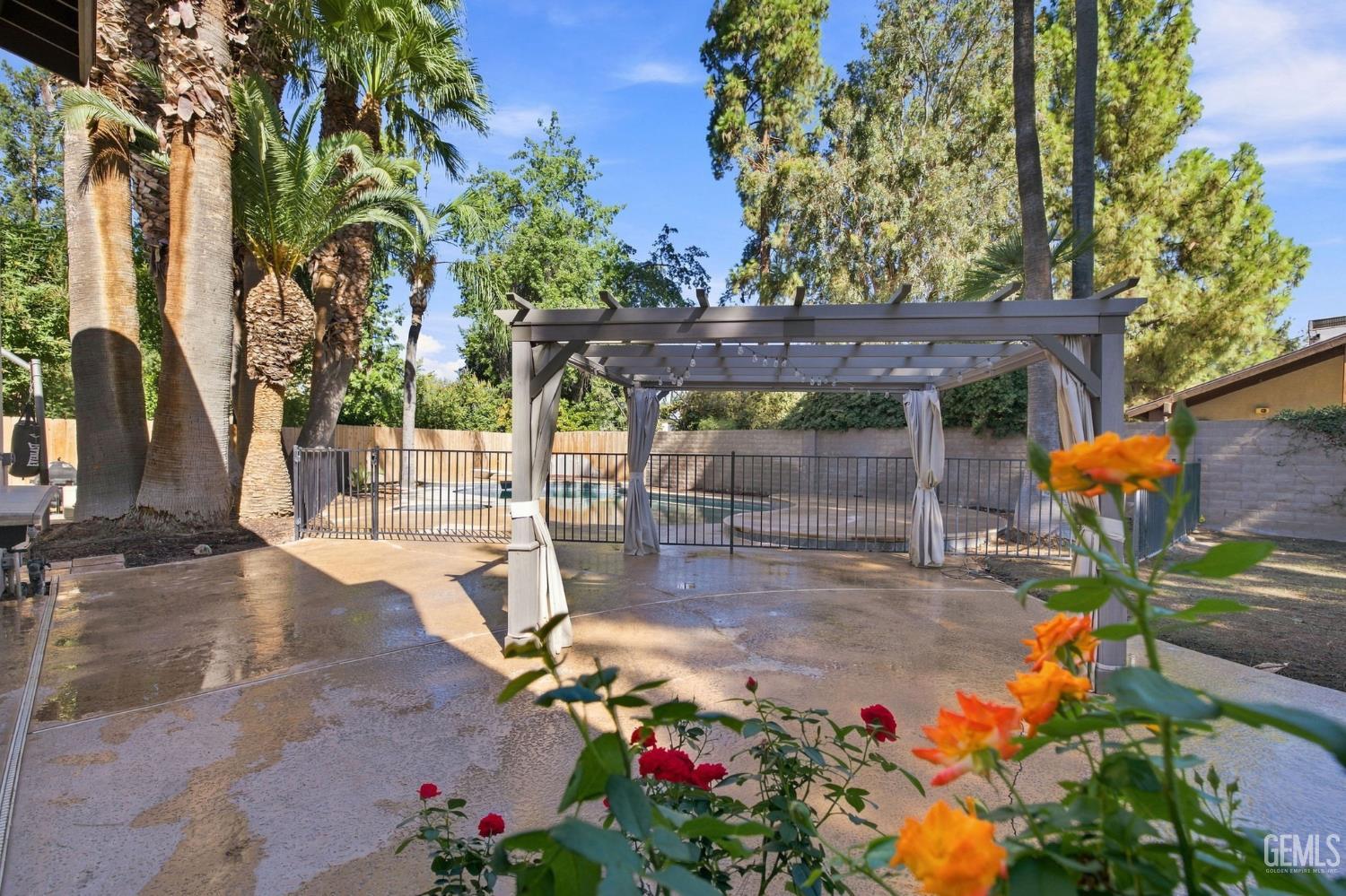 main property photo 60