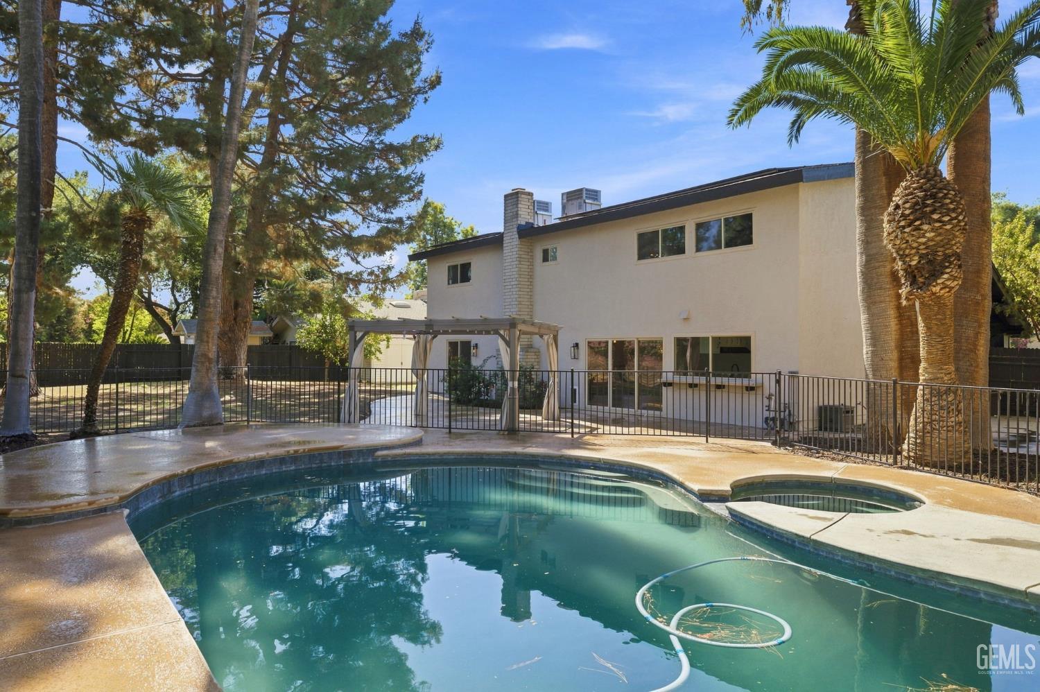 main property photo 66