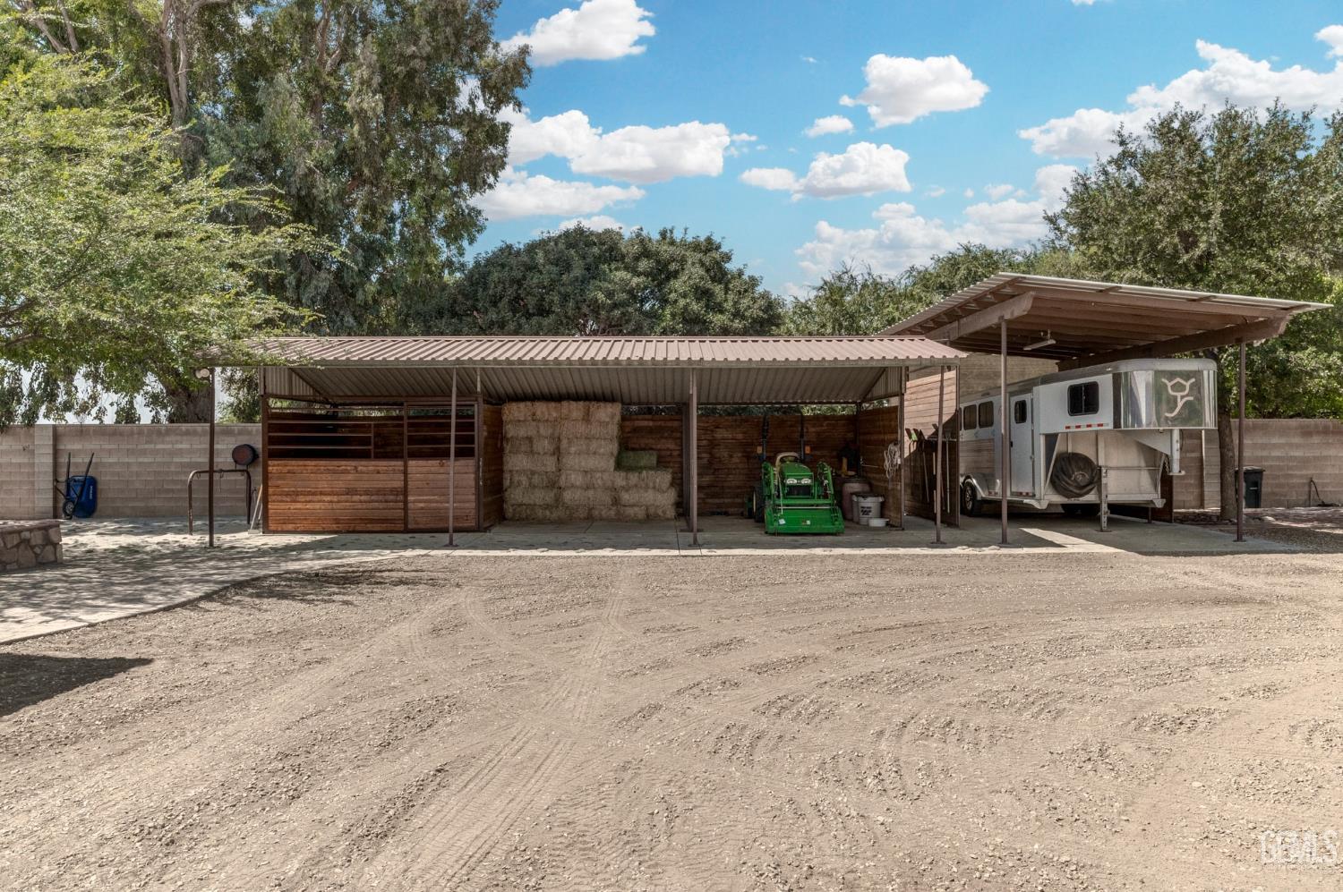 main property photo 64