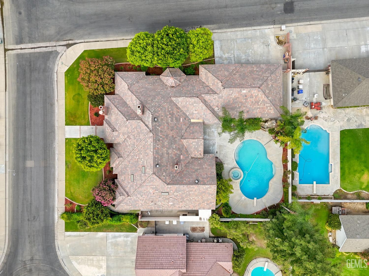 main property photo 62
