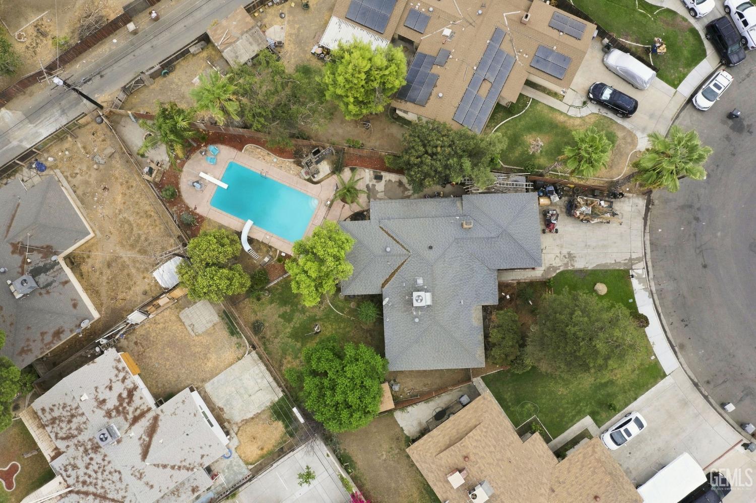 main property photo 43