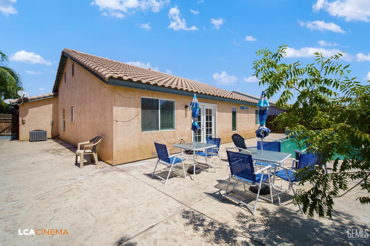 main property photo 22