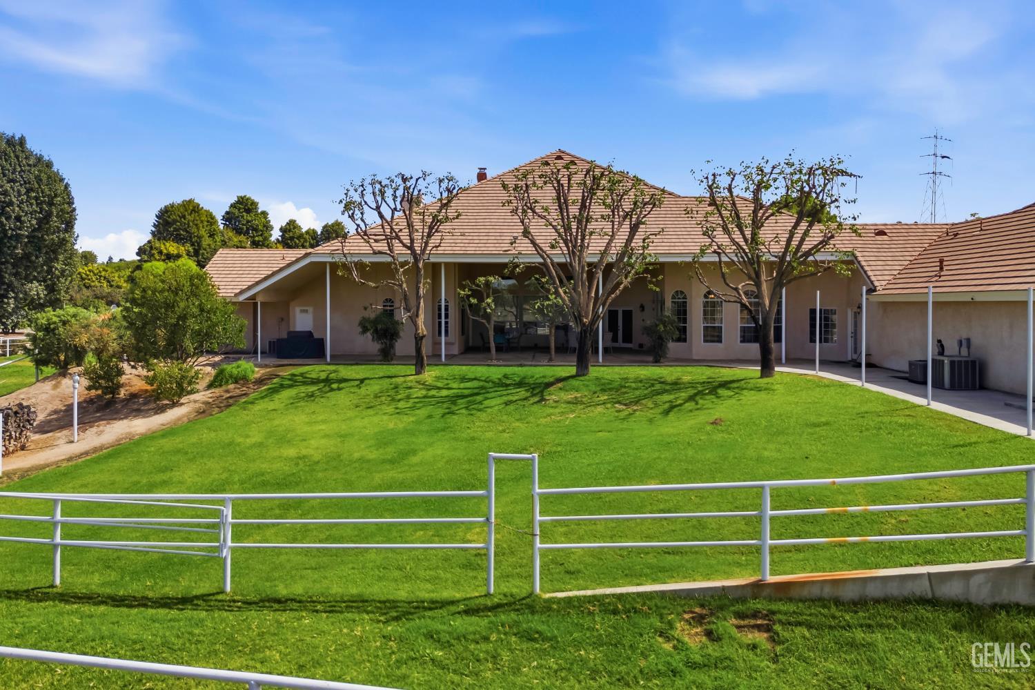 main property photo 45