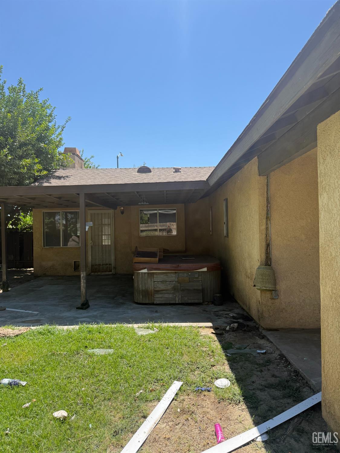 main property photo 8