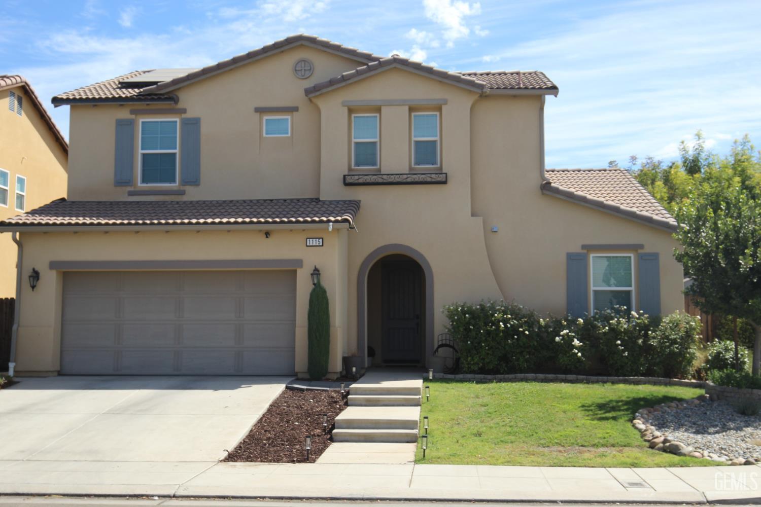 main property photo 3