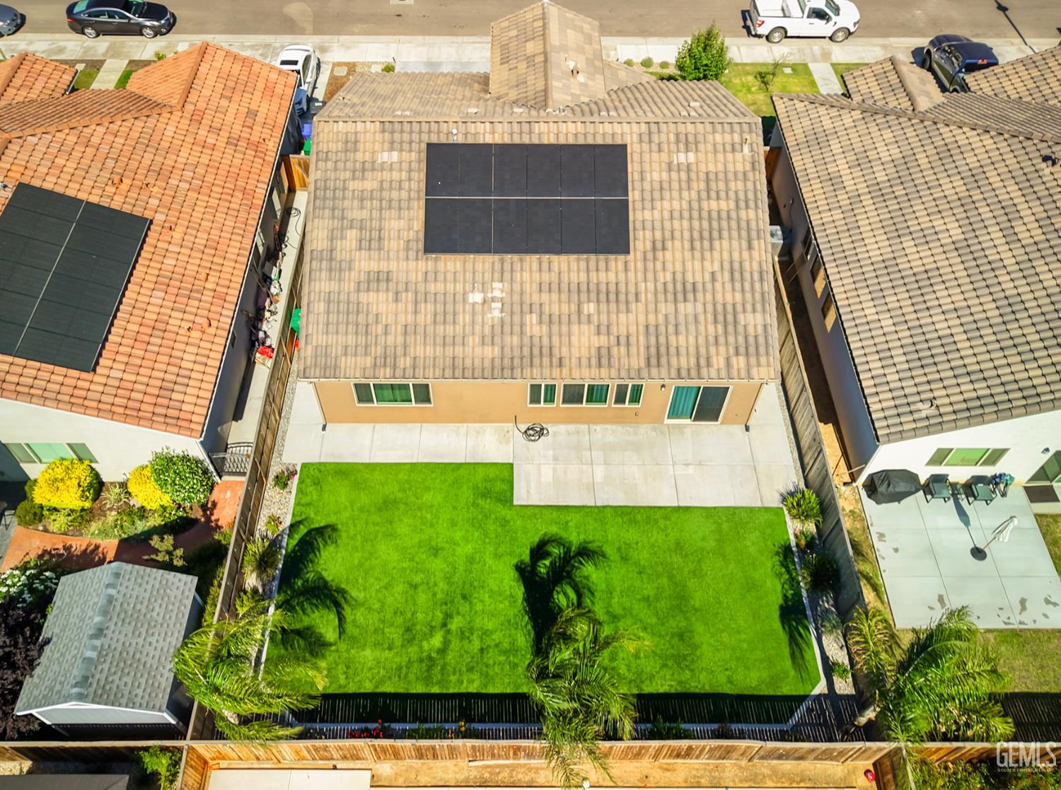 main property photo 33