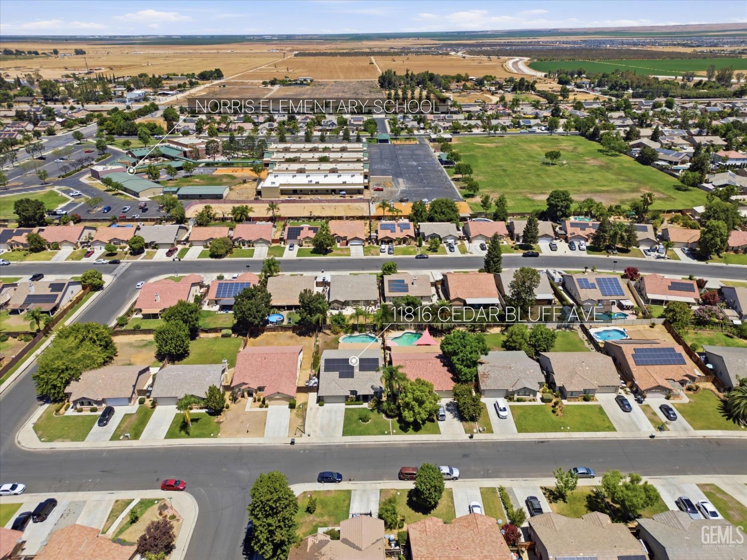main property photo 41