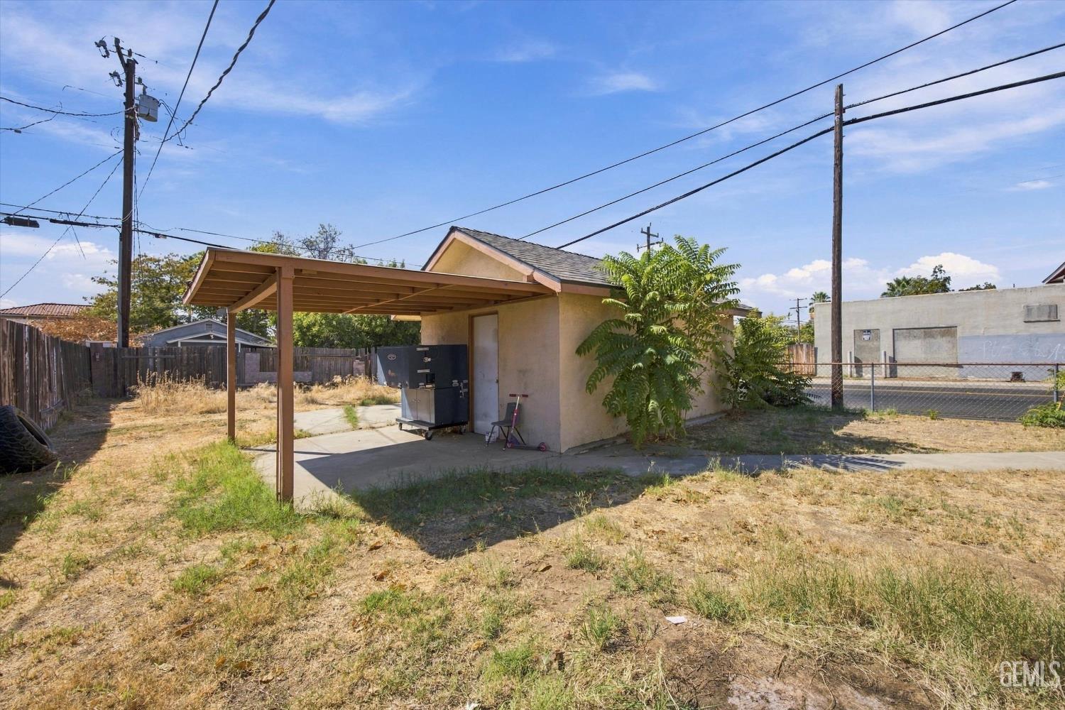main property photo 15