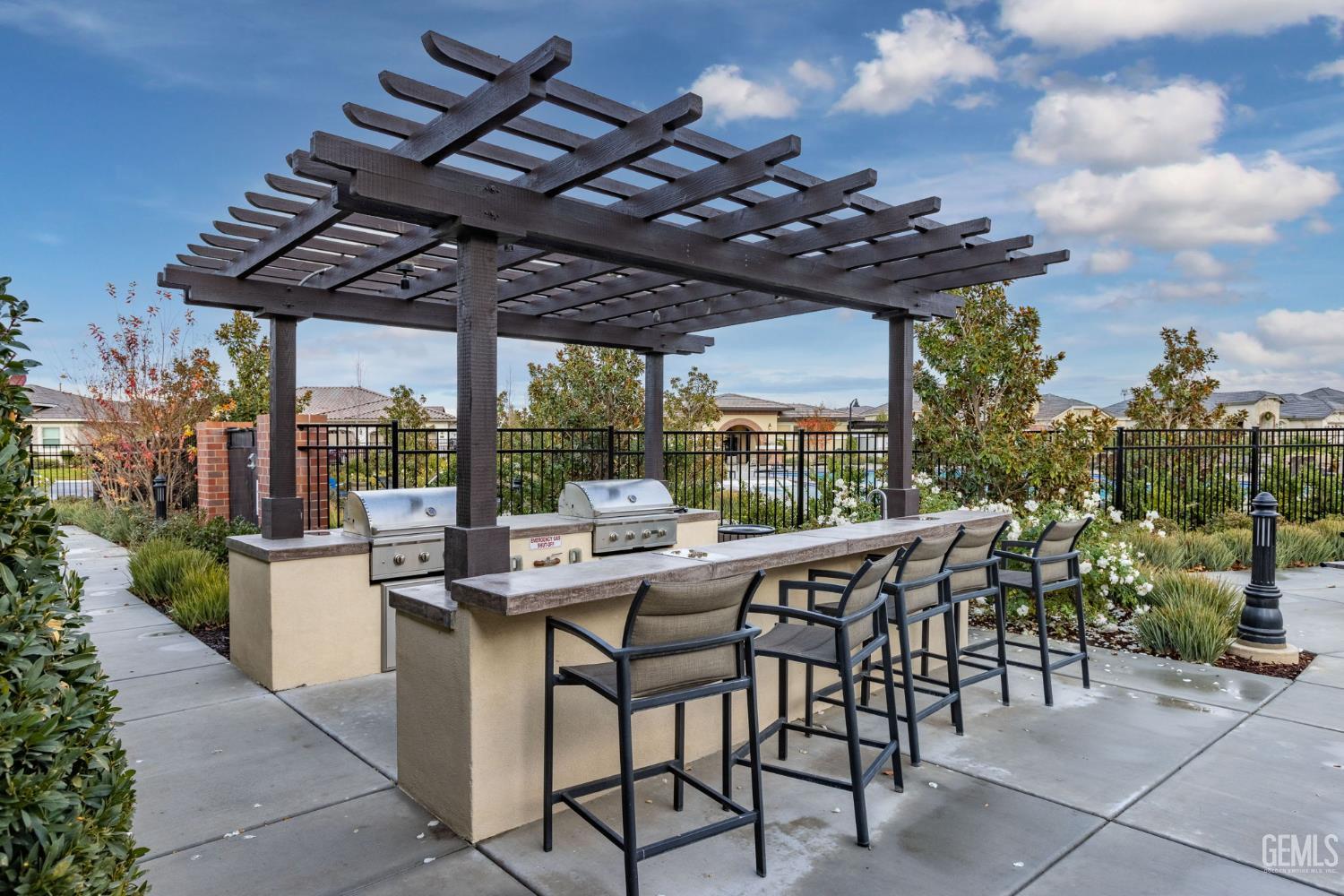 main property photo 65