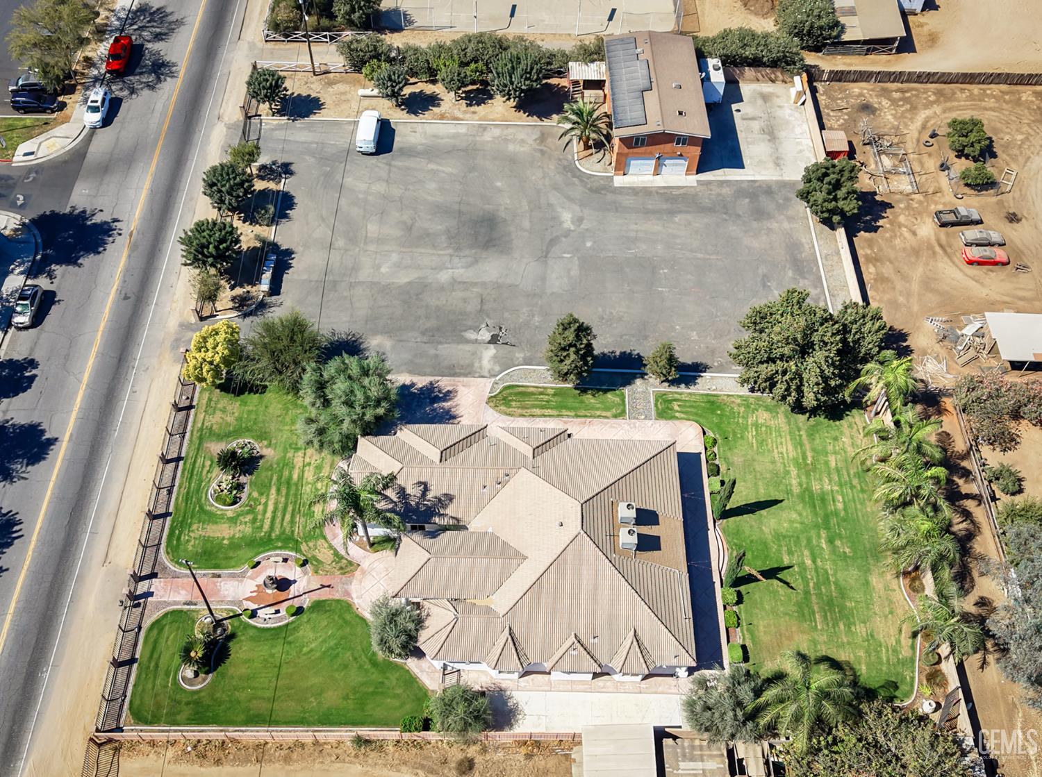main property photo 46