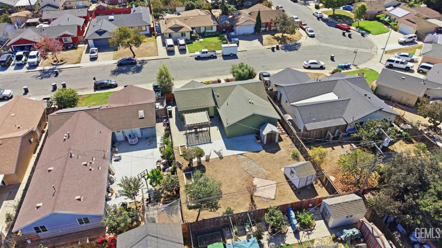 main property photo 13