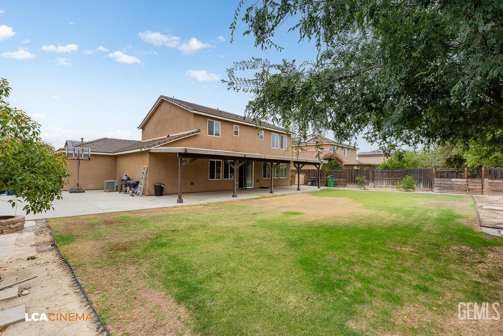 main property photo 24