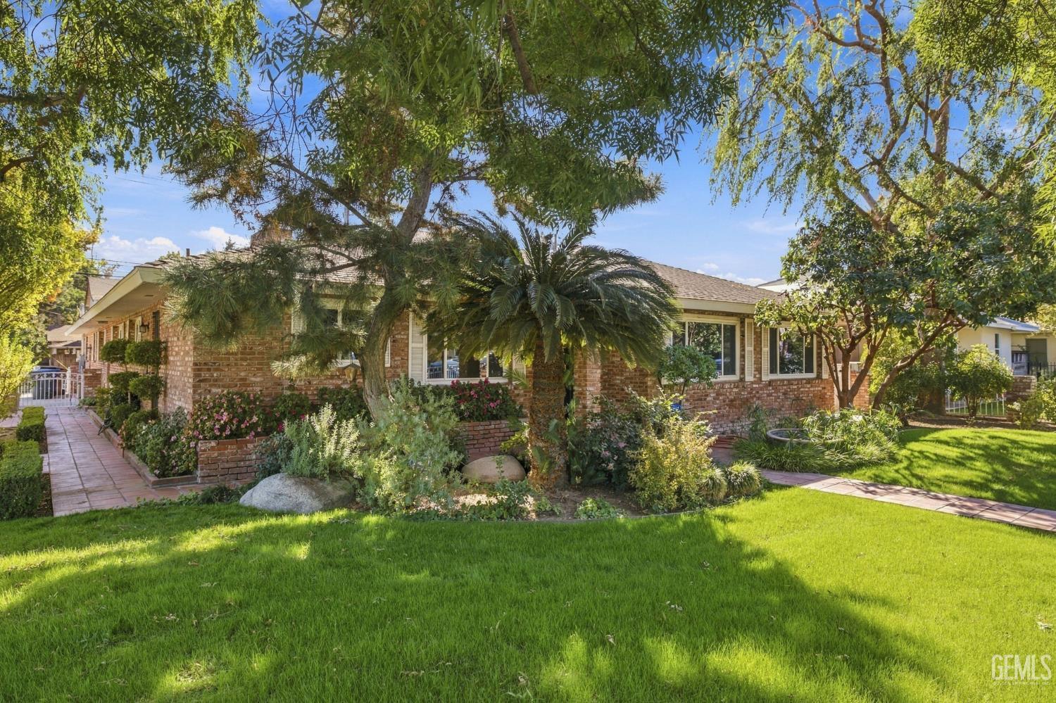 main property photo 0