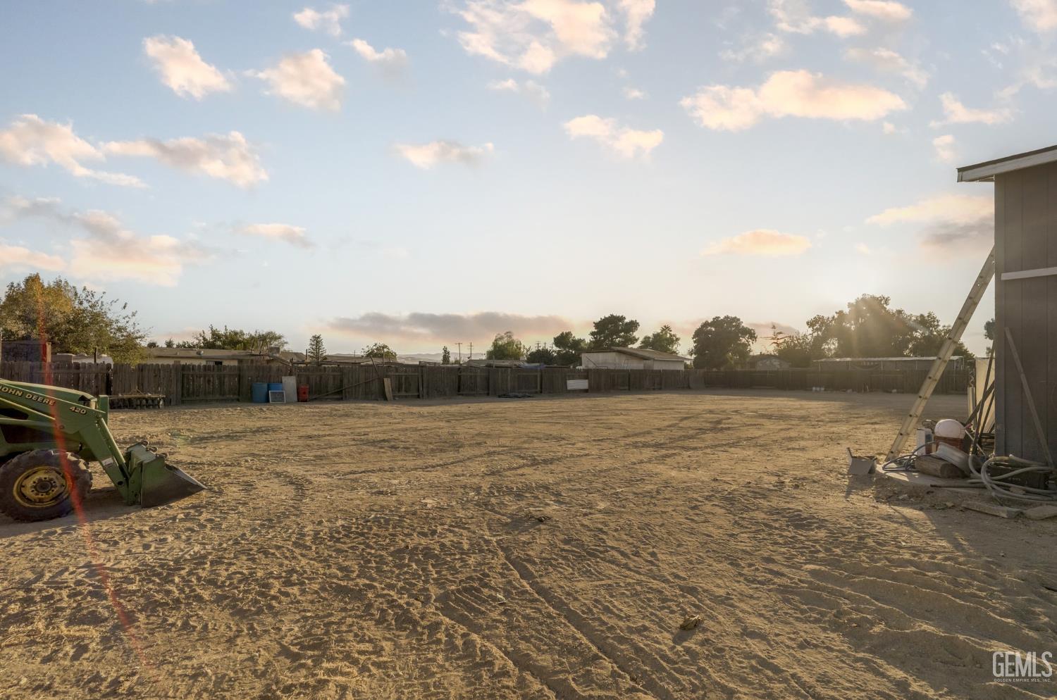 main property photo 49