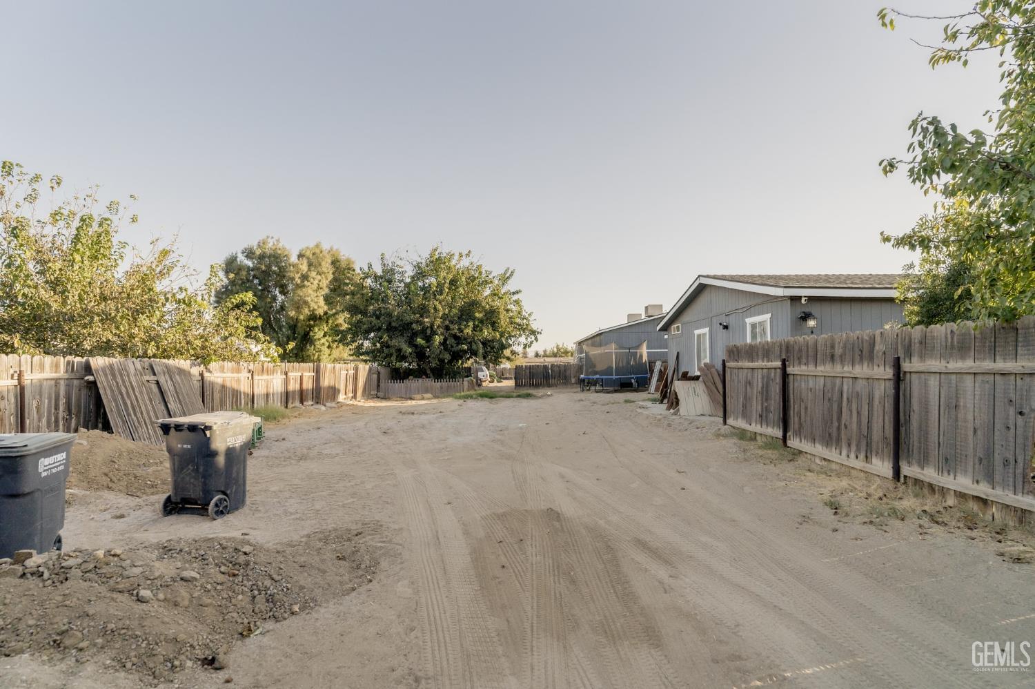 main property photo 51