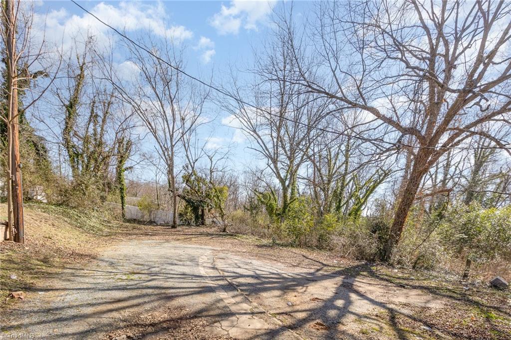 main property photo 45