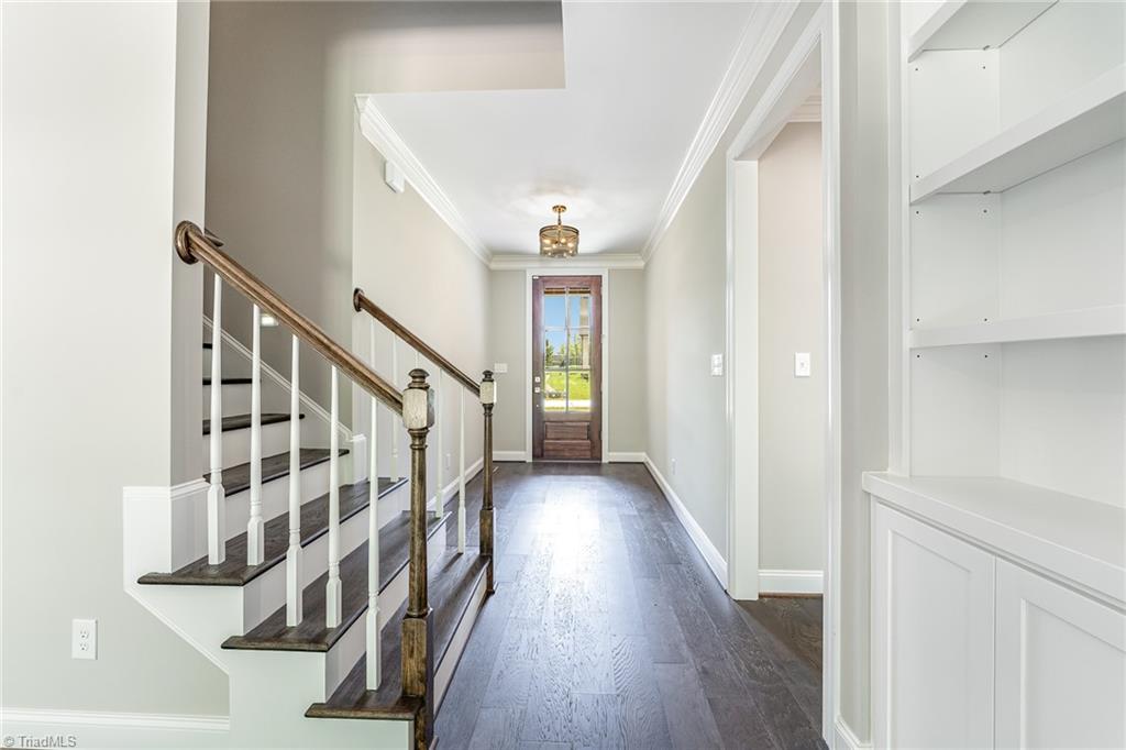 property viewer photo 1