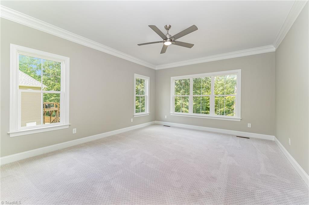 property viewer photo 17