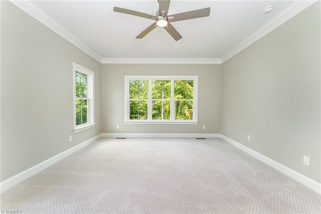 property viewer photo 18