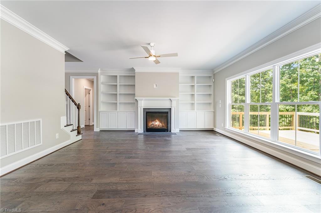 property viewer photo 2