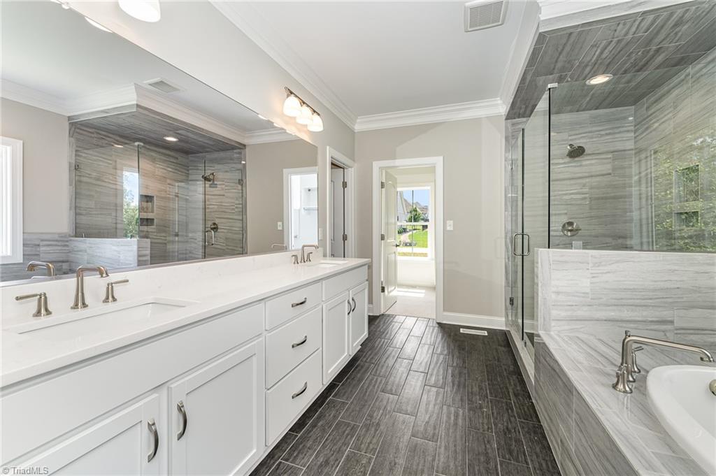 property viewer photo 20