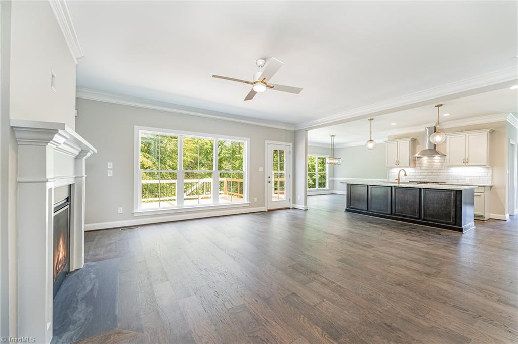 property viewer photo 4