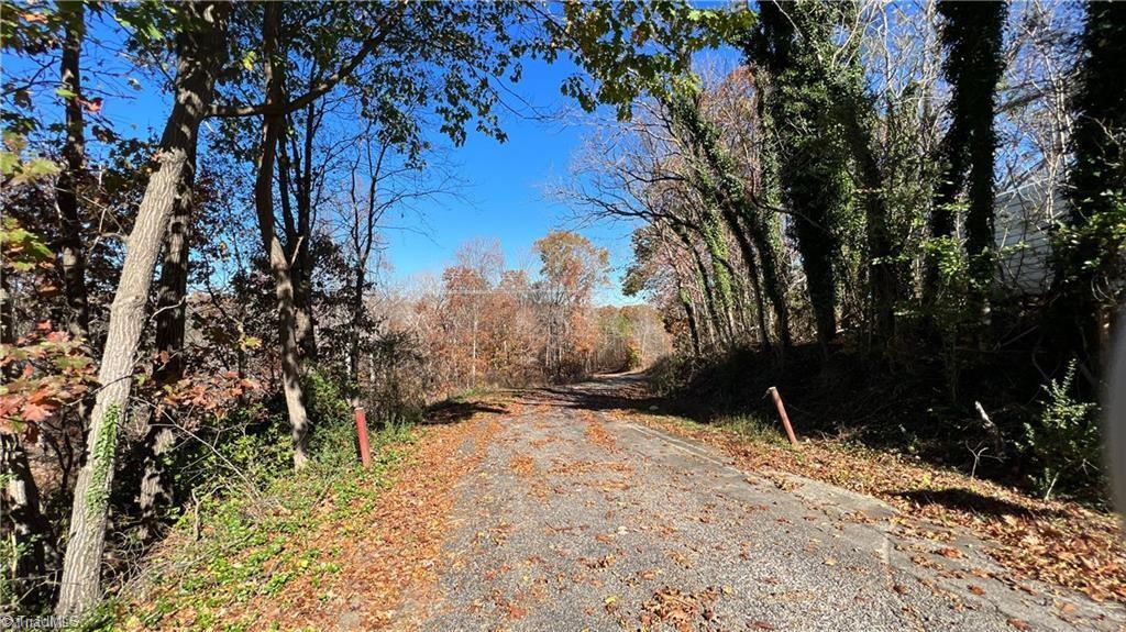 main property photo 25