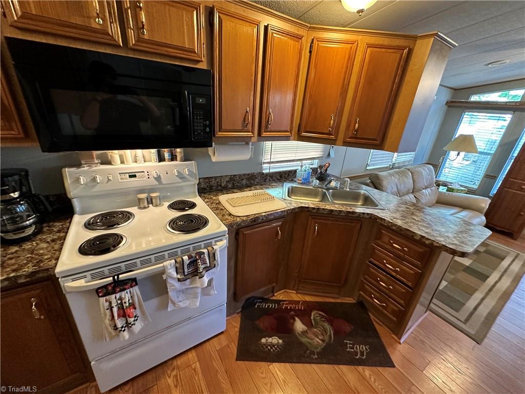 property viewer photo 20