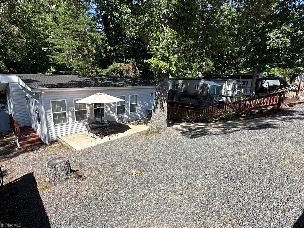 property viewer photo 3
