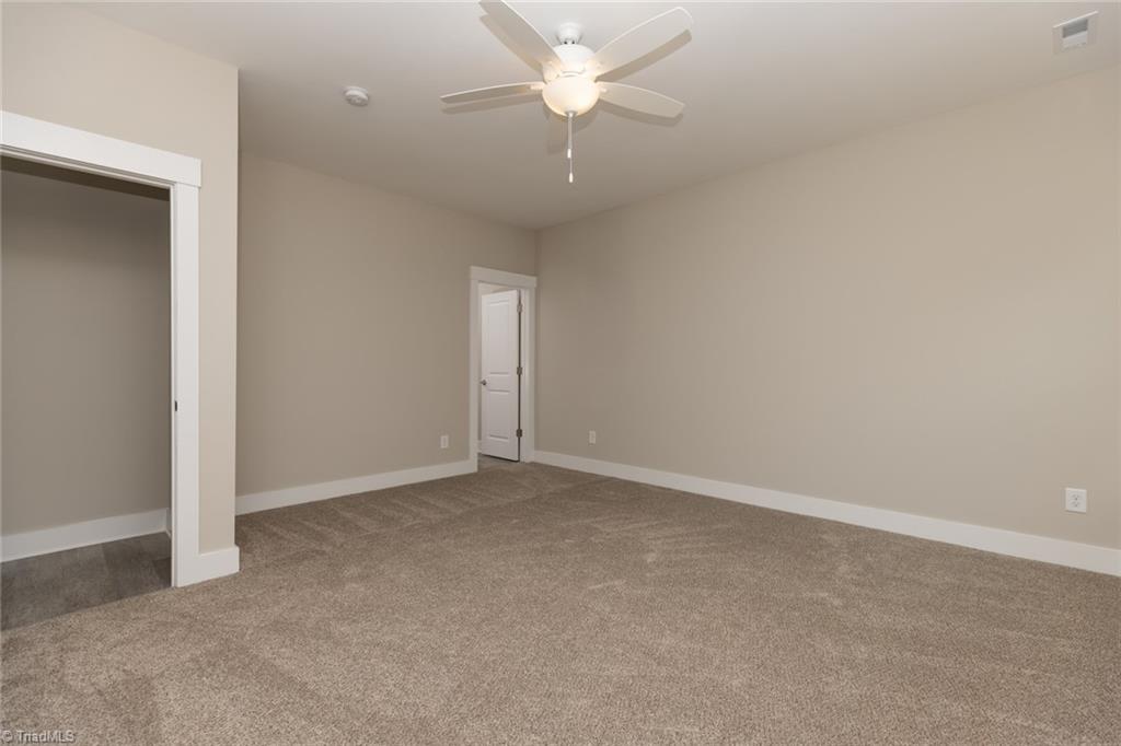 property viewer photo 15