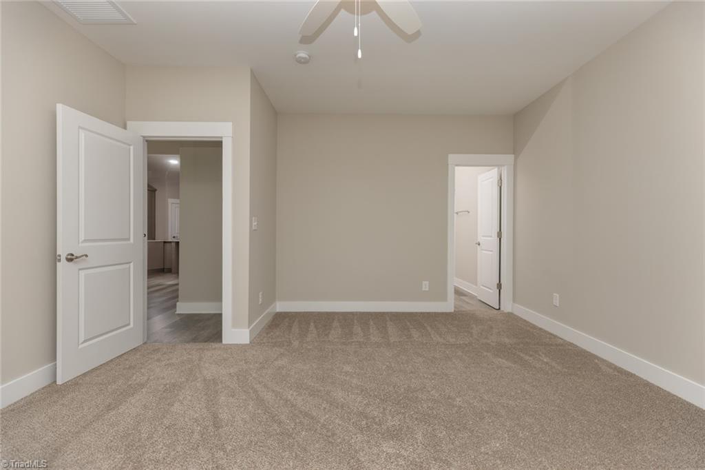property viewer photo 16