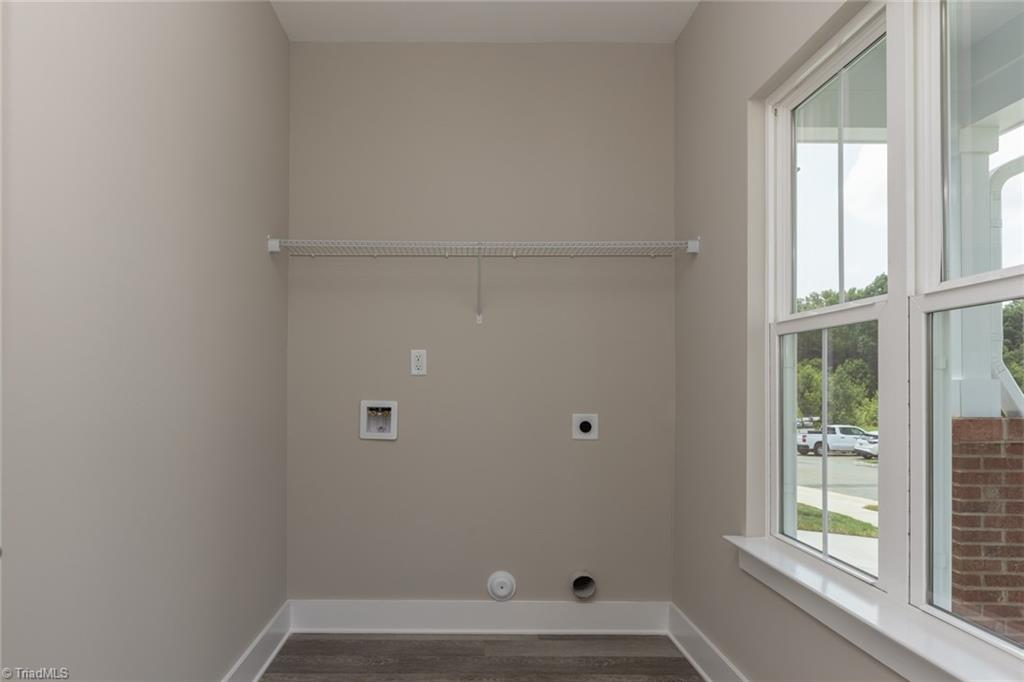 property viewer photo 24