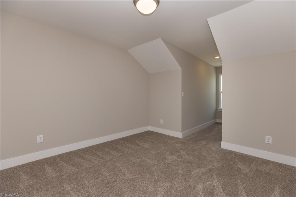property viewer photo 25