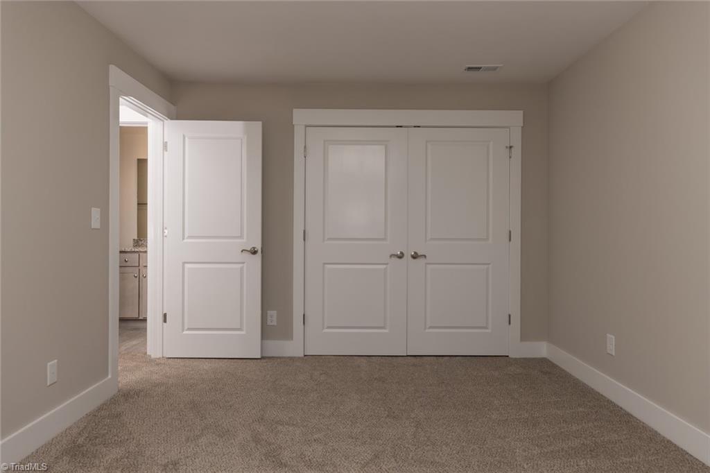 property viewer photo 27