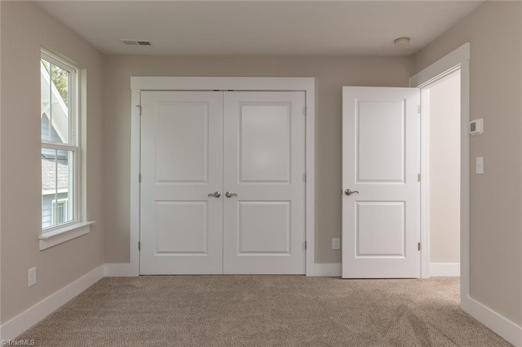 property viewer photo 34