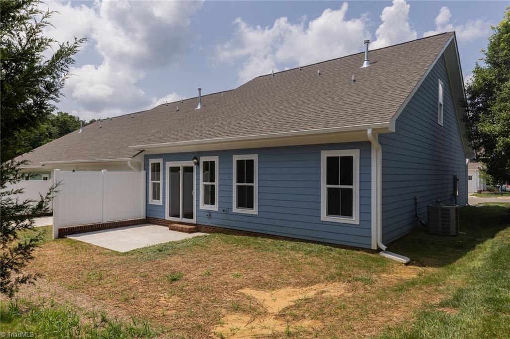 property viewer photo 36