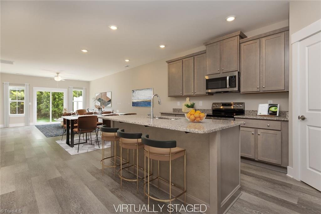 property viewer photo 5
