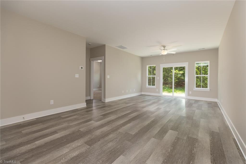 property viewer photo 9
