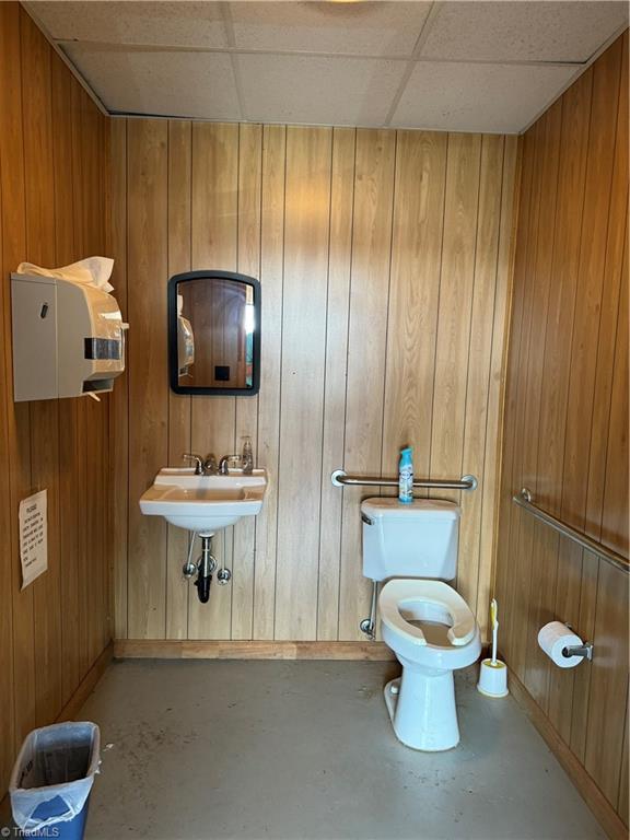 main property photo 20