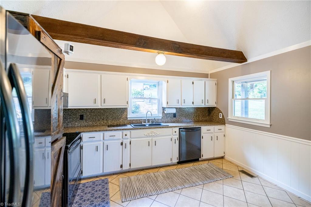 property viewer photo 10