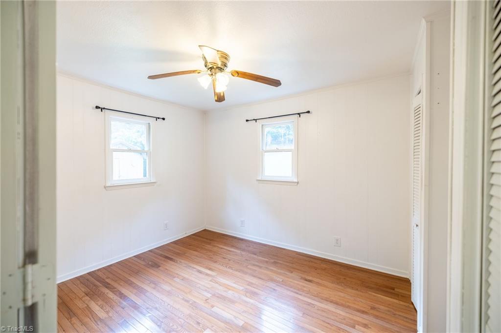 property viewer photo 18