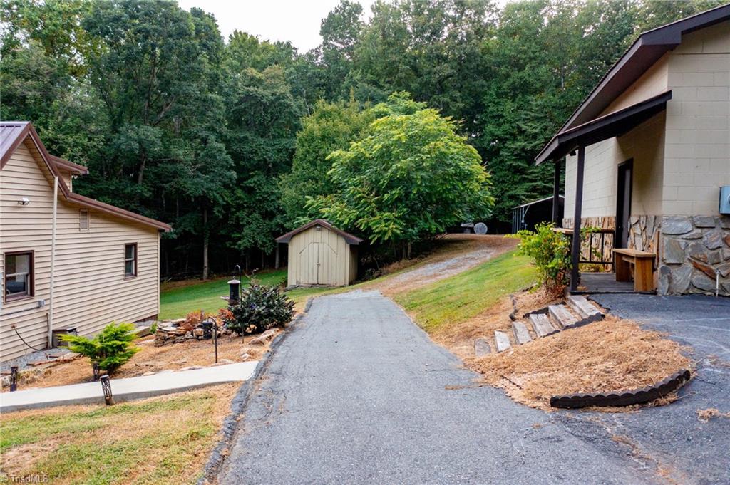 property viewer photo 42